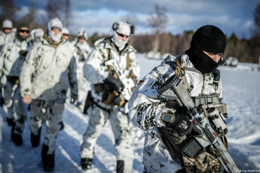 Menace sur le Groenland : Pourquoi Ottawa déploie ses forces face aux visées de Washington