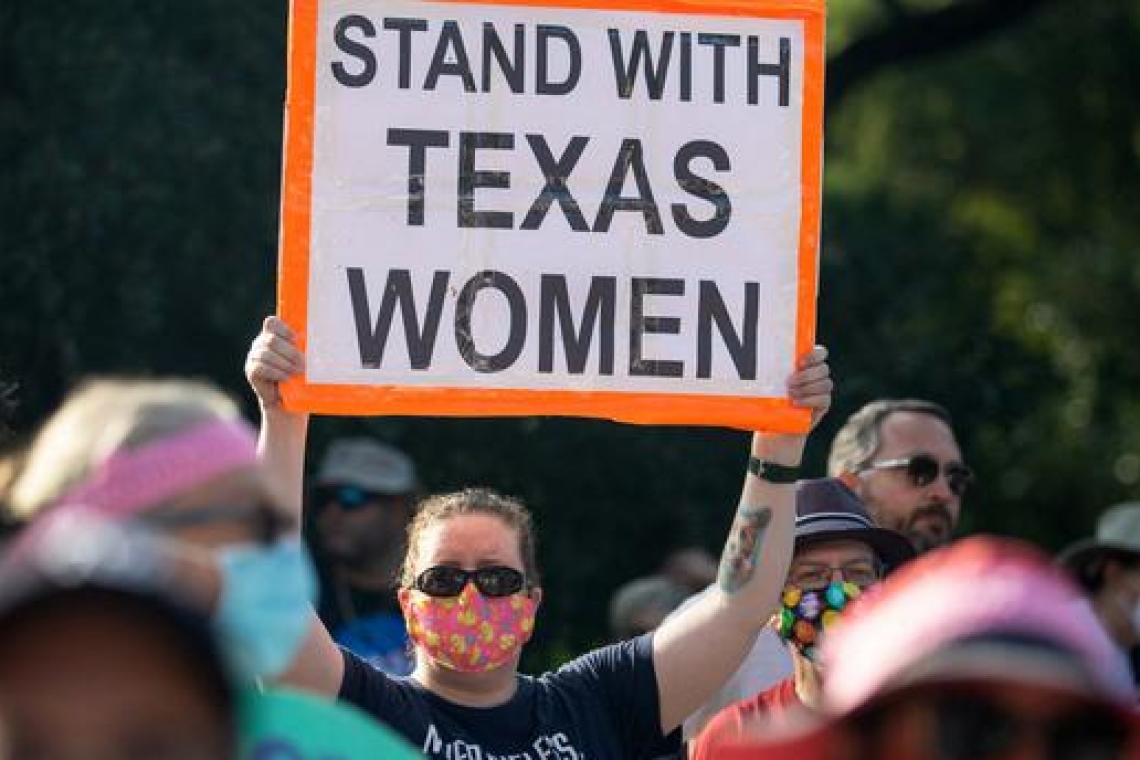 USA : La loi anti-avortement du Texas temporairement bloquée par un juge fédéral