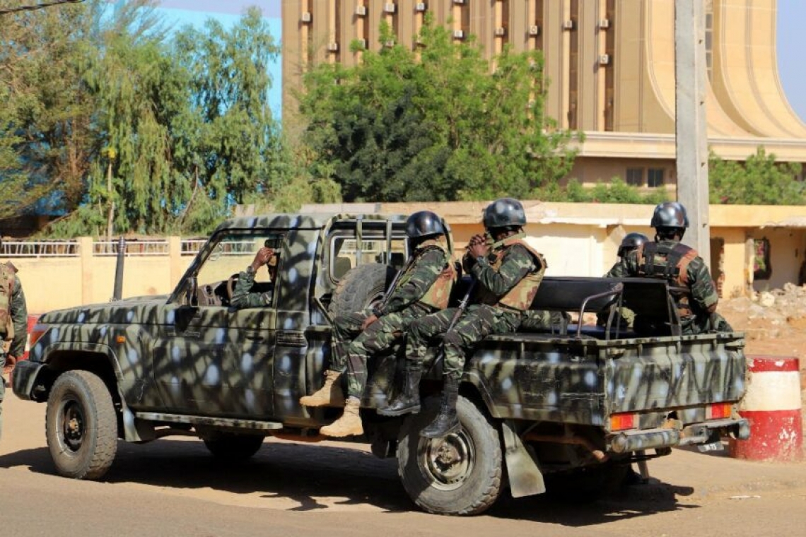 Niger : 6 soldats tués dans une embuscade contre le convoi du préfet près du Burkina Faso