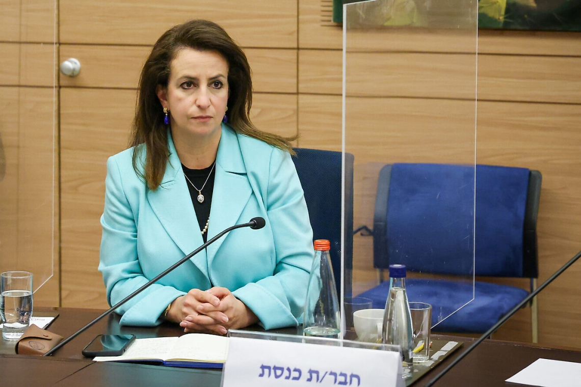Israël : une députée démissionnaire du parti de Gauche revient sur sa décision