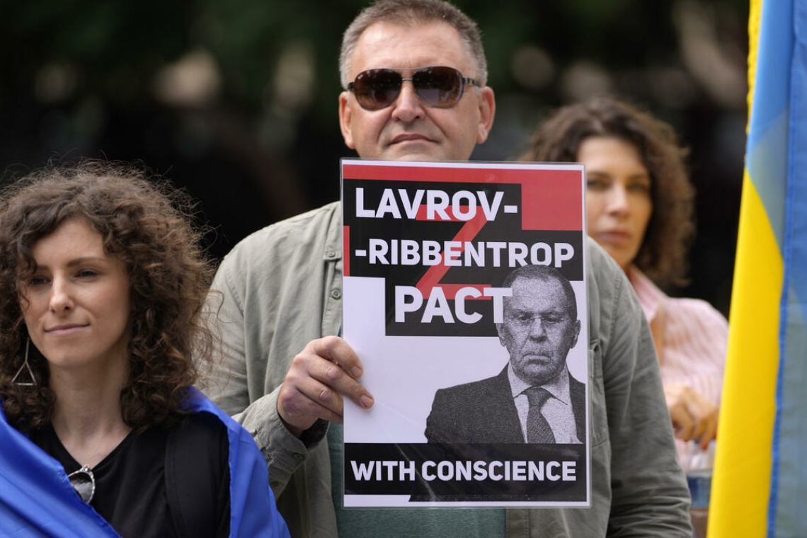 Russie : Lavrov annule sa visite en Serbie, après la fermeture de l'espace aérien des pays voisins