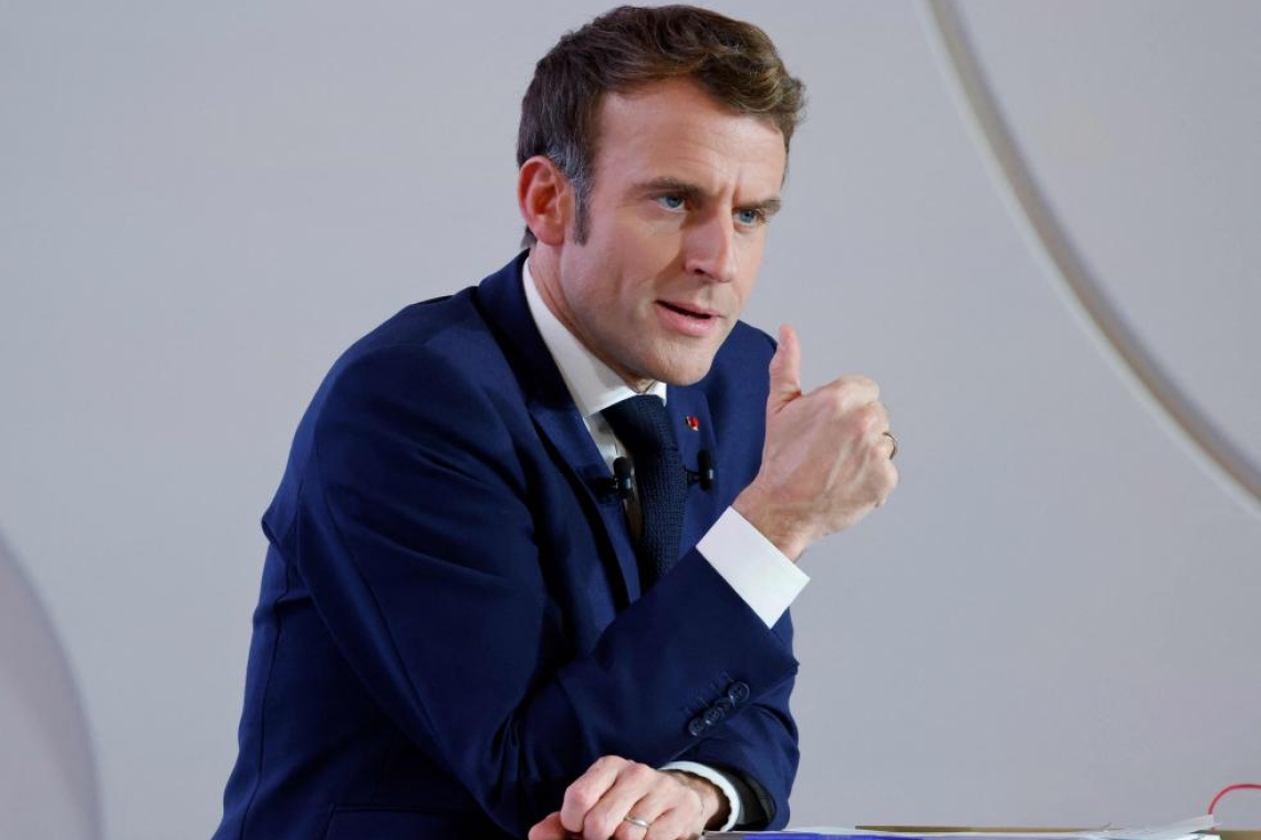 Législatives 2022: battu, Emmanuel Macron plonge dans l’incertitude du jour d’après