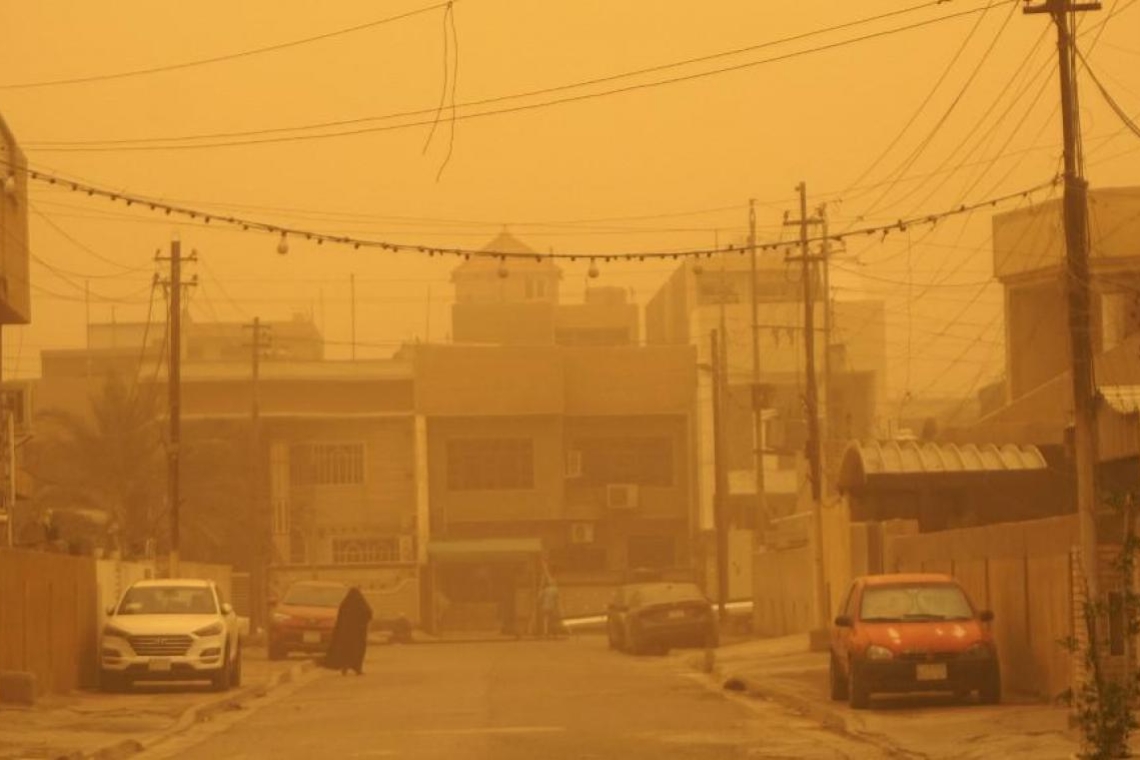 Iran: Fermeture des écoles et administrations en raison d'une nouvelle tempête de poussière