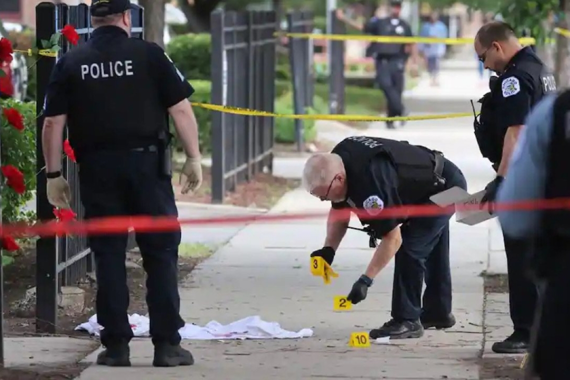 Etats-Unis : au moins 6 morts dans une fusillade du défilé du 4 juillet à Chicago