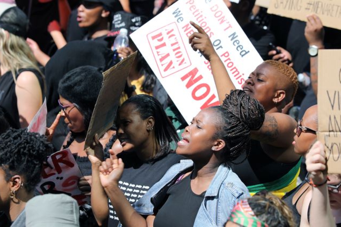 Afrique du Sud : Des violentes manifestations en réponse au viol collectif