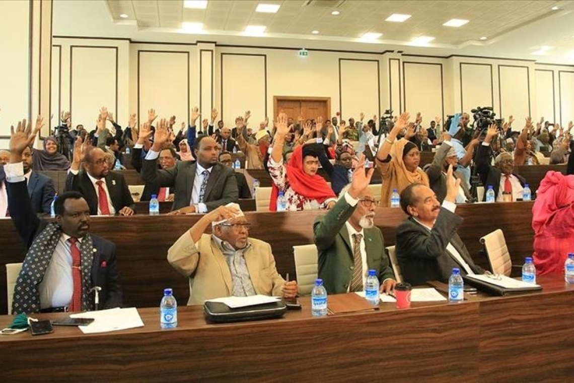 Somalie : Le parlement adopte le gouvernement dans un contexte de tensions