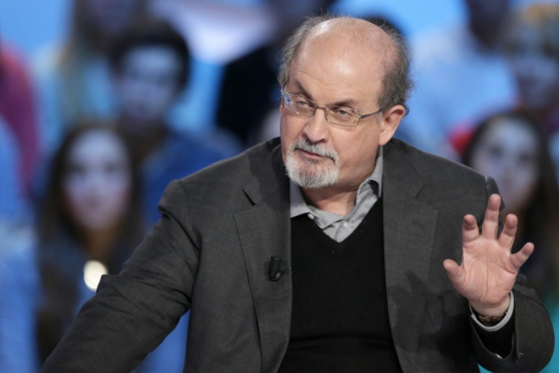 Attaque contre Salman Rushdie : En Inde de prudentes réactions