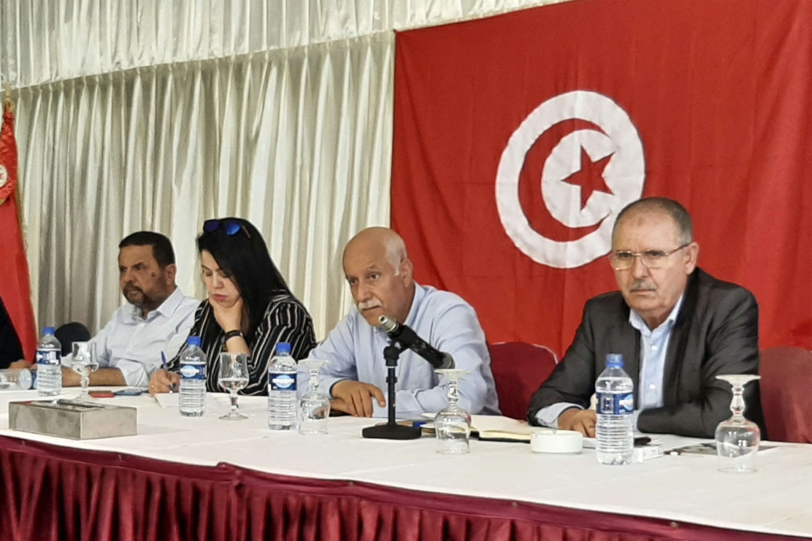 Tunisie : Le gouvernement, l'UGTT et le patronat s'accordent pour un dialogue social
