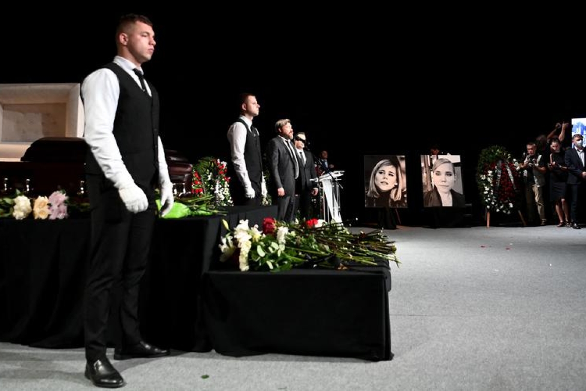 Russie : Des centaines de personnes aux obsèques de Daria Douguina