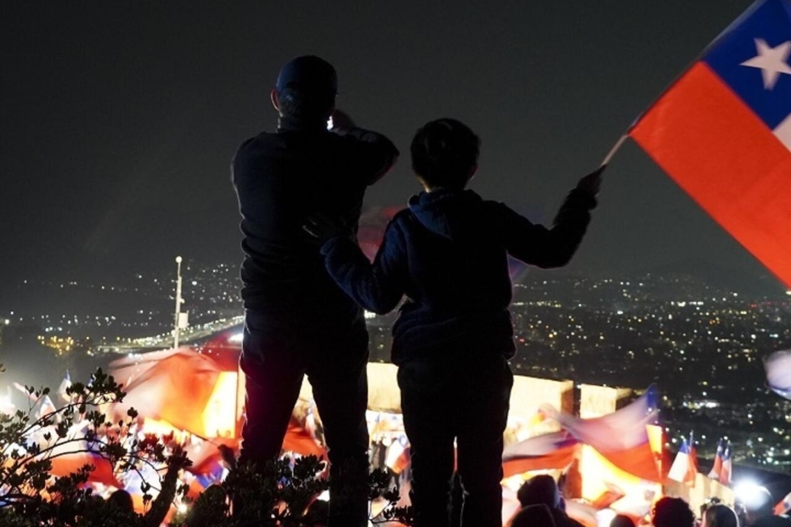Chili : à J-3 avant le référendum constitutionnel, les deux camps bouclent leurs meetings