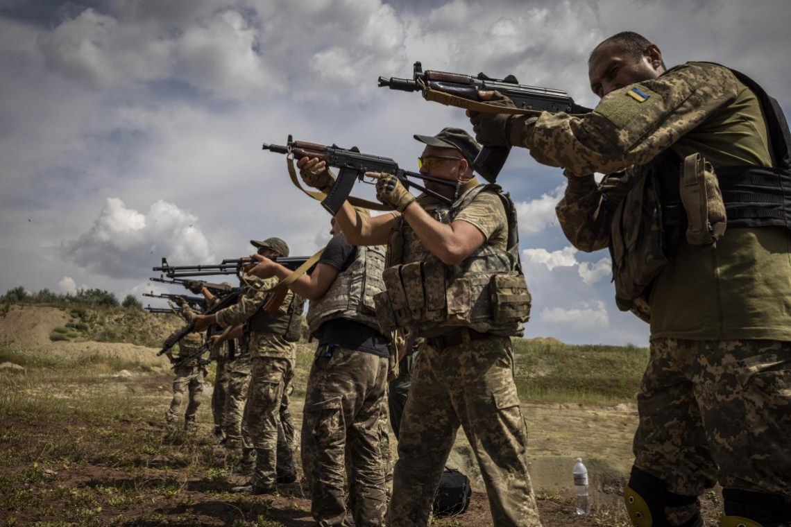 La progression de la contre-offensive ukrainienne est "régulière", affirme le chef d'état-major américain