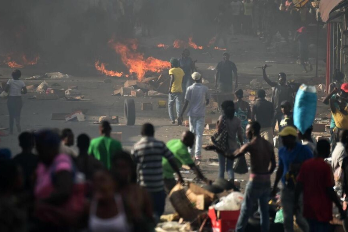 Haïti : Tensions après l'annonce de la hausse du prix de l'essence
