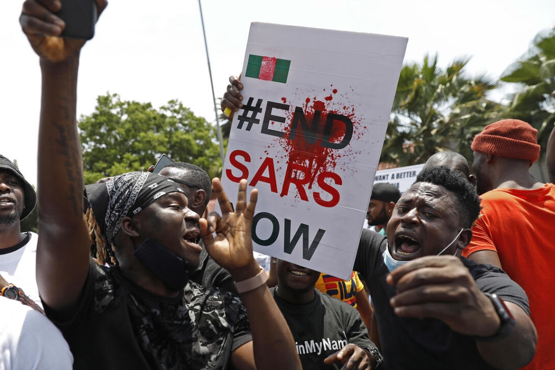 Nigéria : Les victimes de brutalités policières reçoivent 700 000 dollars