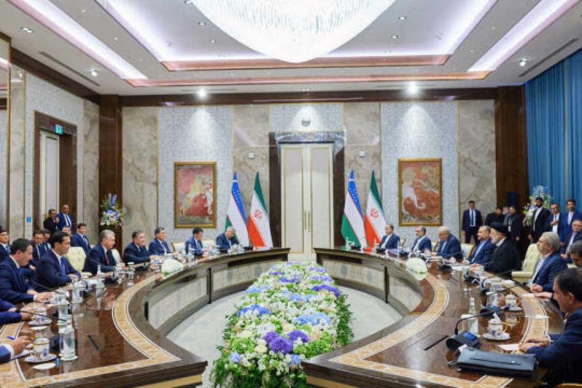 Omondo.info! - Sommet de l'OCS : Poutine et Xi affichent leur solidarité  face aux occidentaux