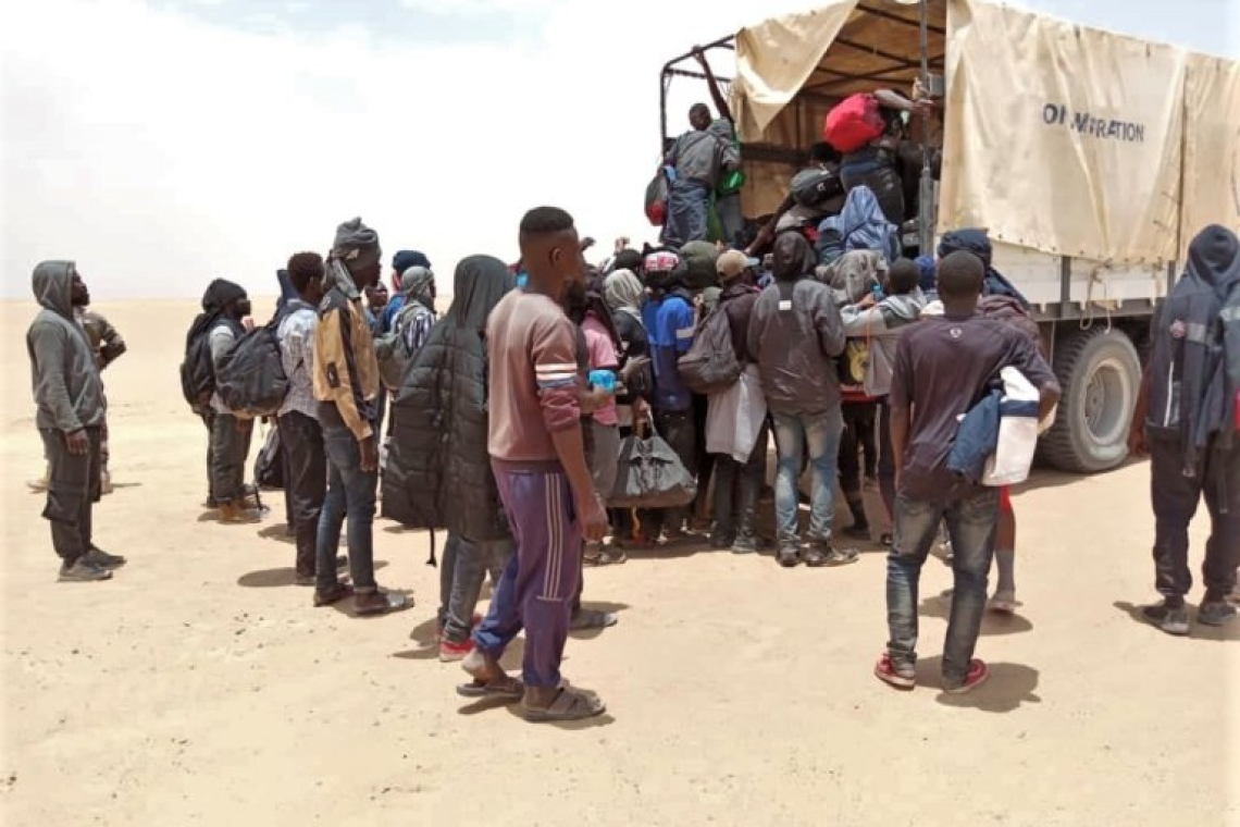 Une nouvelle vague de plus de 600 migrants refoulés d'Algérie arrive au Niger