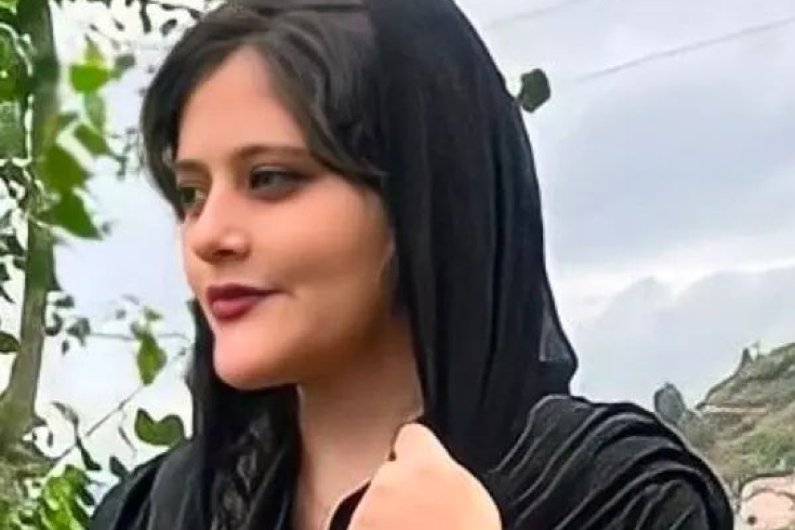 Mort de Mahsa Amini en Iran : "Ce régime a échoué à islamiser la société"