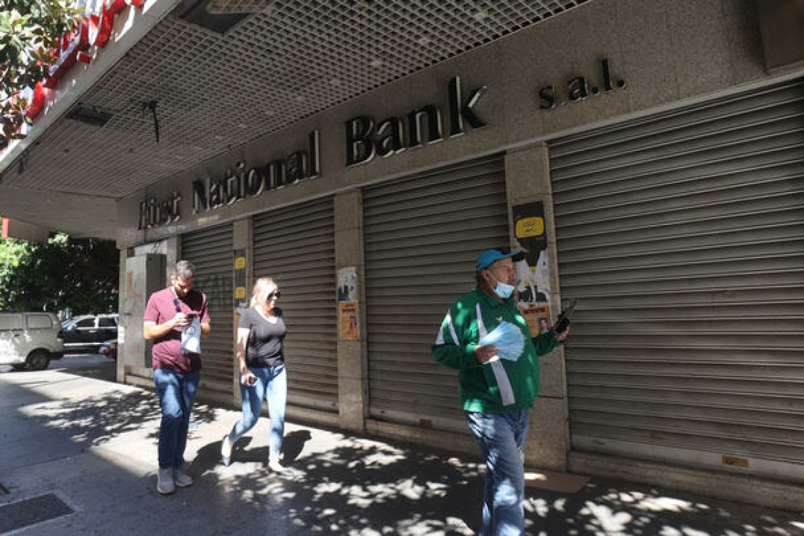 Liban: Les banques ferment leurs portes après des braquages successifs