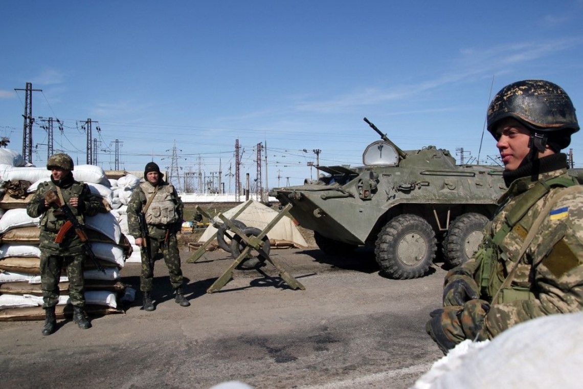 L'armée ukrainienne continue sa contre-offensive dans le Donbass et met la pression dans le Sud