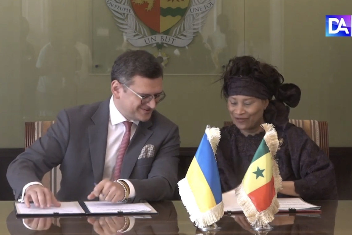 Le chef de la diplomatie ukrainienne a entamé sa tournée africaine au Sénégal