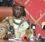 Burkina Faso : Le capitaine Ibrahim Traoré officiellement nommé président