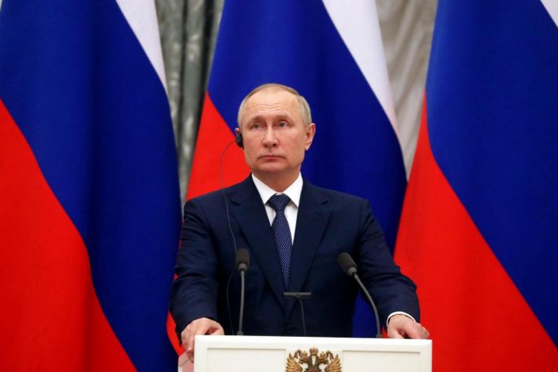 Vladimir Poutine reconnaît que les pays d'ex-URSS sont "préoccupés" par le conflit en Ukraine