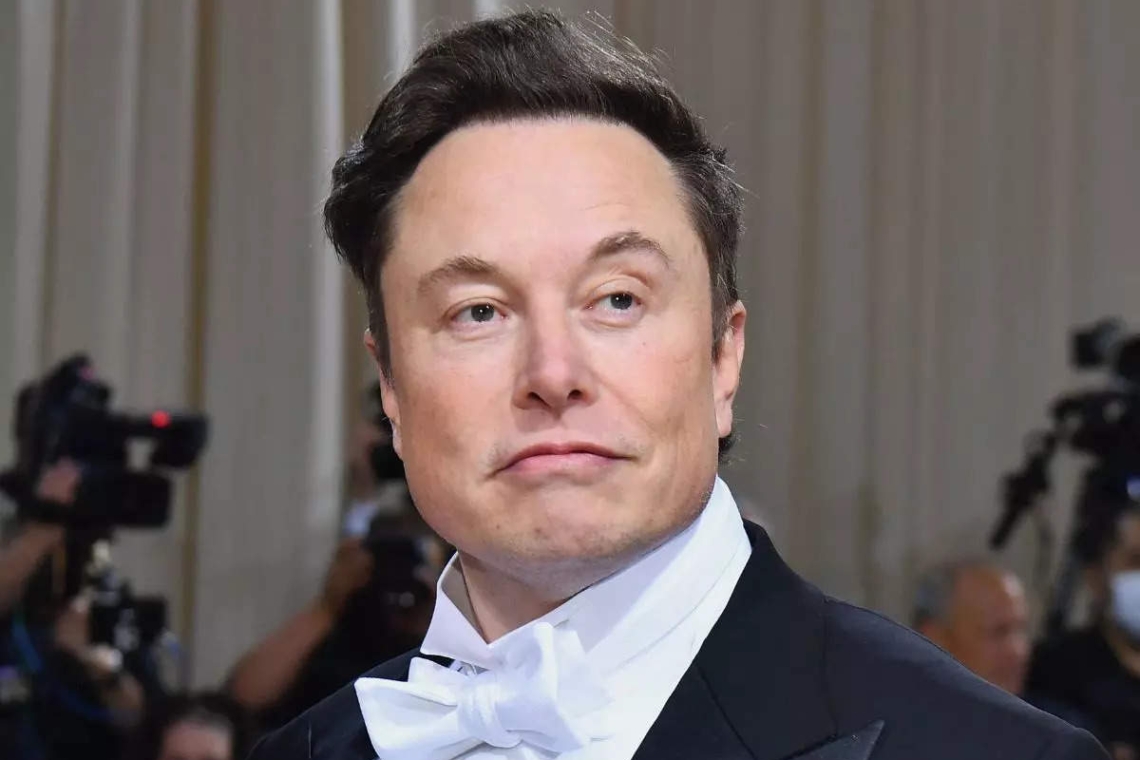 Elon Musk annonce qu'il continuera à financer le réseau internet Starlink en Ukraine