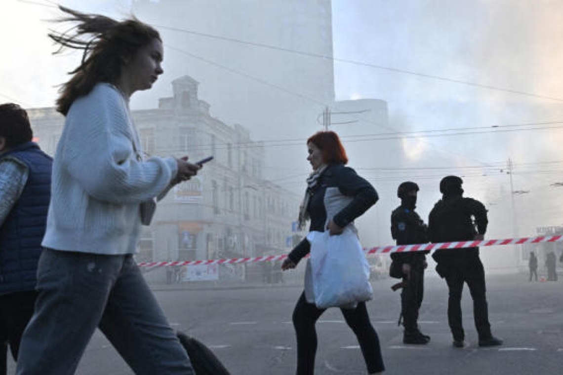 Ukraine : Kiev et plusieurs régions visées par des frappes russes