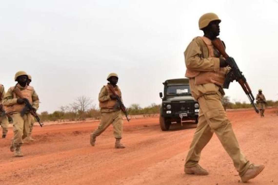 Burkina Faso: Au moins douze morts dont quatre soldats dans une embuscade à Bouroum