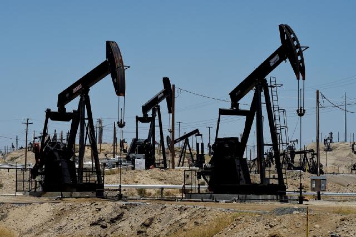 Les États-Unis vont puiser 15 millions de barils supplémentaires de pétrole dans leurs réserves