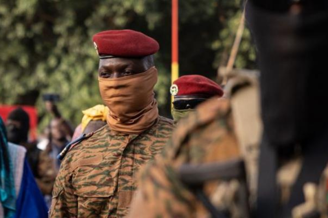 Burkina Faso : Le capitaine Ibrahim Traoré sera investi président de la transition
