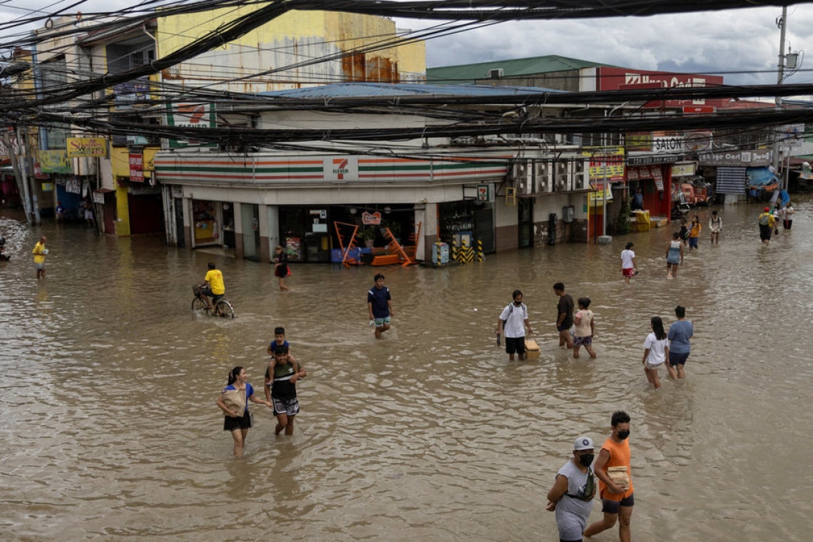 Philippines : Le bilan de la tempête Nalgae s'élève à 150 morts