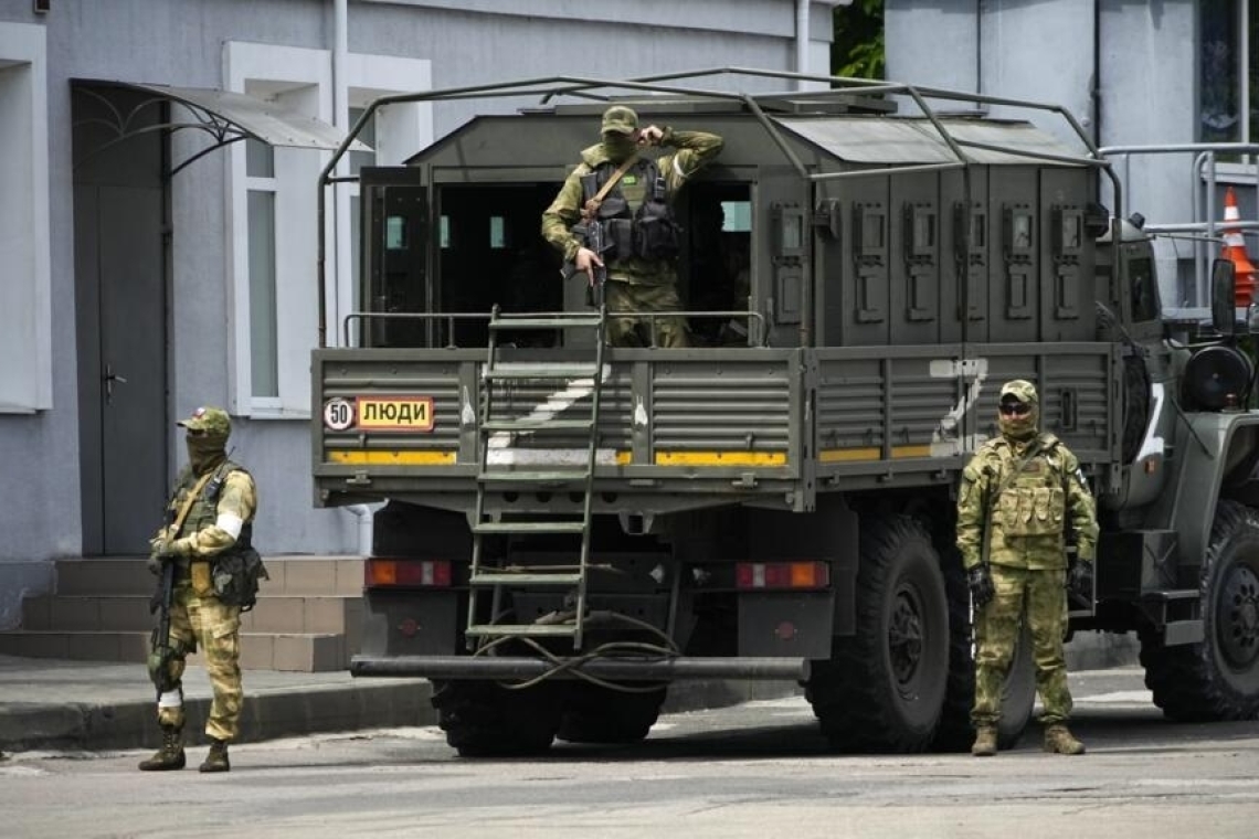 Ukraine: la Russie annonce le repli de ses forces stationnées à Kherson