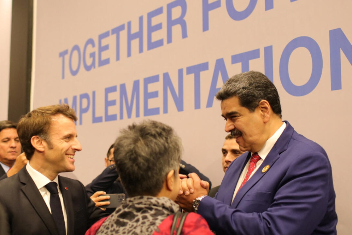 Venezuela : Paris veut relancer les négociations entre Maduro et ses opposants