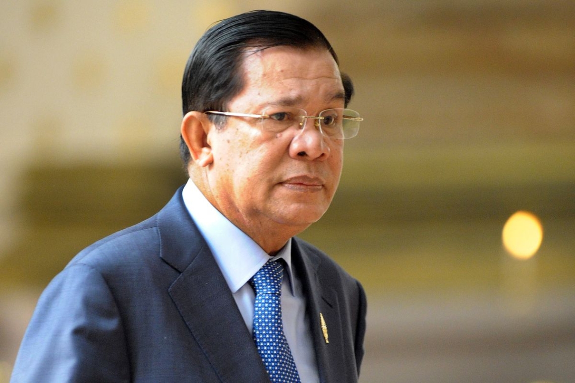 Le Premier ministre cambodgien Hun Sen positif au Covid-19 après avoir été l’hôte du sommet de l’Asean