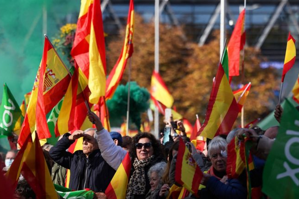 Espagne: Les sympathisants de Vox manifestent à Madrid
