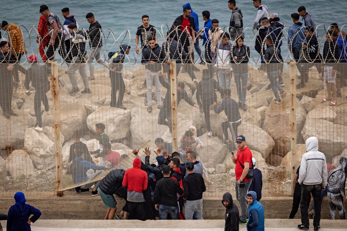 L'Espagne doit mieux favoriser l'accès des migrants à leurs droits, selon le conseil de l'Europe