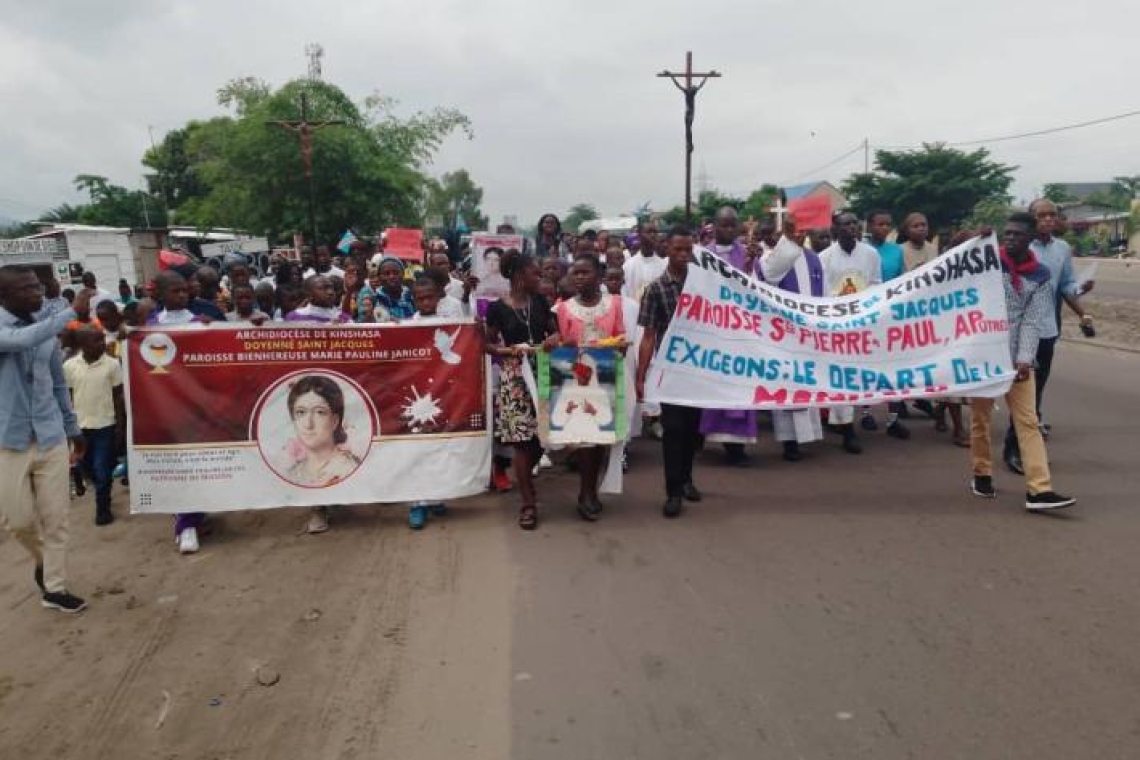 Marches des catholiques en RDC contre les violences dans l’Est: la communauté internationale critiquée