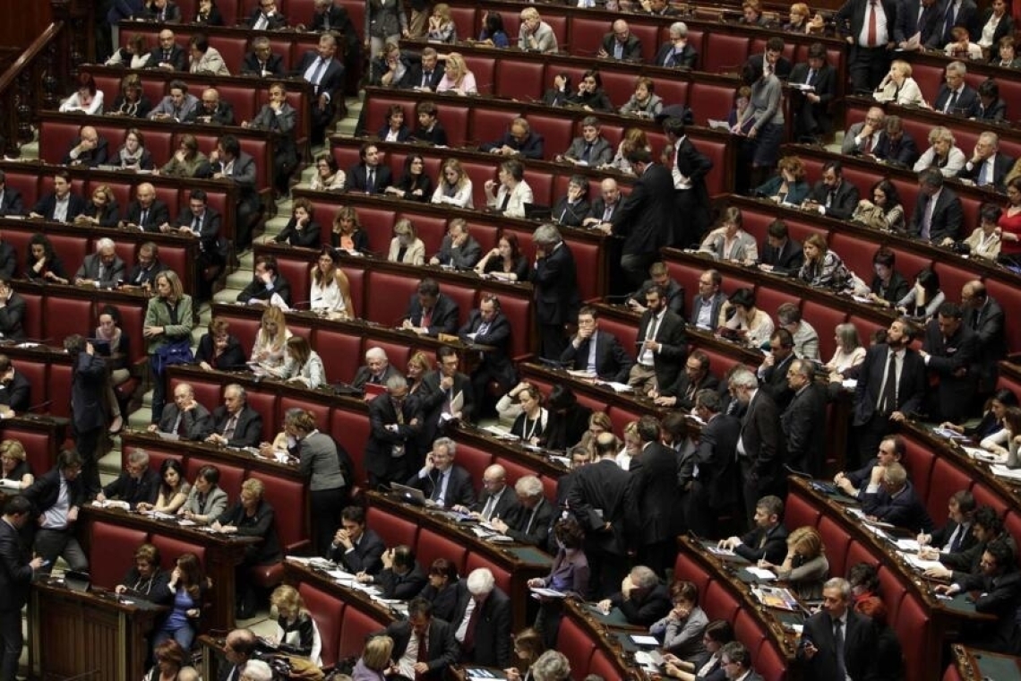 Italie: le premier budget du gouvernement Meloni adopté à l'issue d'un vote de confiance