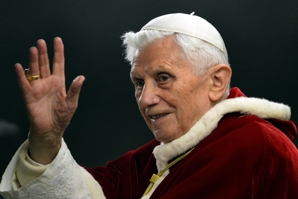Vatican: L'Ancien pape Benoît XVI est mort