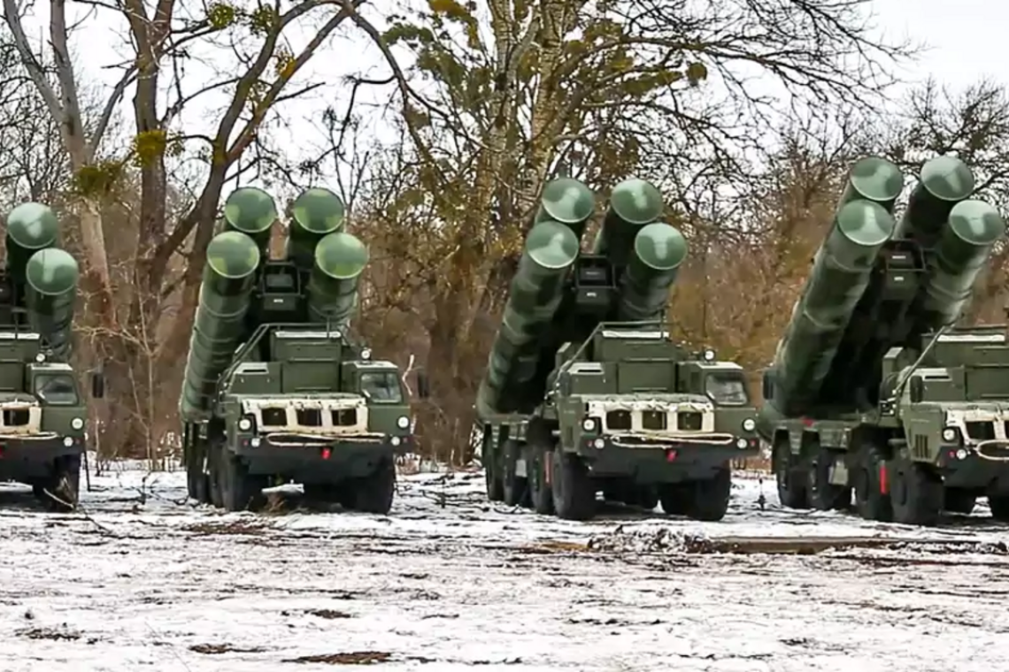 La Russie déploie des batteries de missiles antiaériens à Moscou