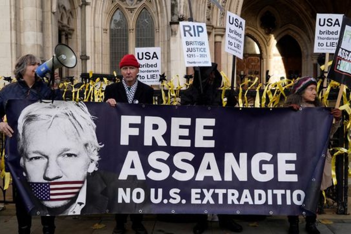 Royaume-Uni : Les soutiens de Julian Assange manifestent pour tenter d'éviter son extradition