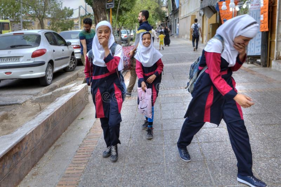 Iran: les autorités pointées du doigt dans l'affaire des empoisonnements d'écolières