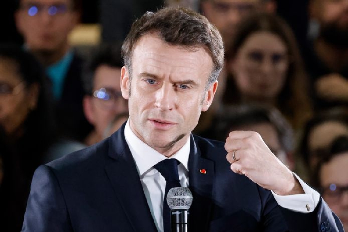 Réforme des retraites : Emmanuel Macron assume et ne regrette rien