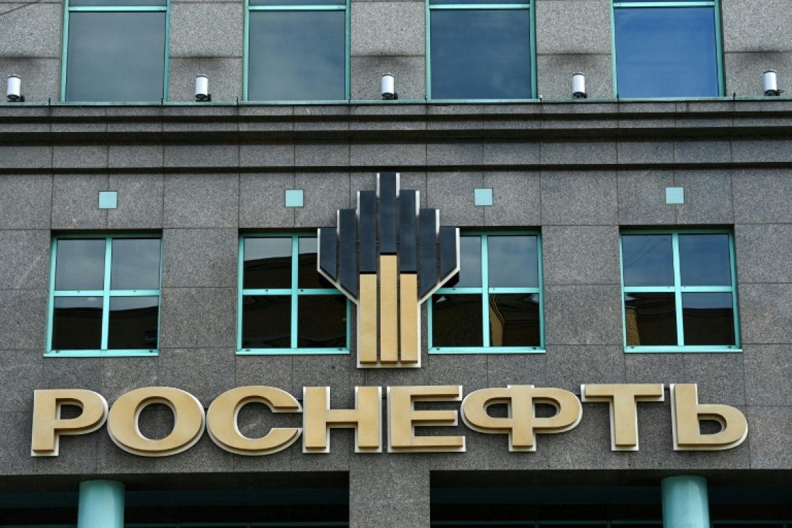 Rosneft signe avec un partenaire indien pour "augmenter considérablement" les livraisons de pétrole russe