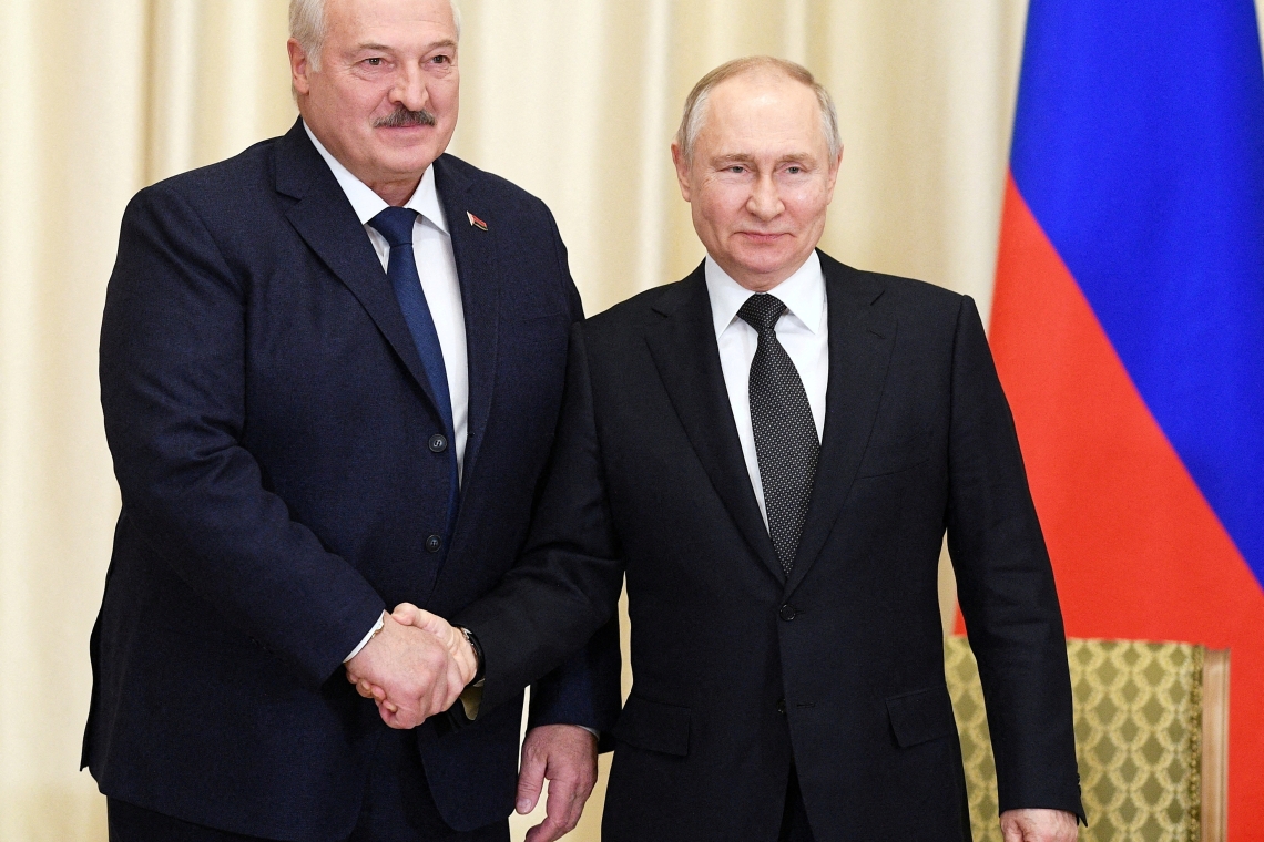Le président de la Biélorussie se dit prêt à recevoir des armes nucléaires « stratégiques » russes 