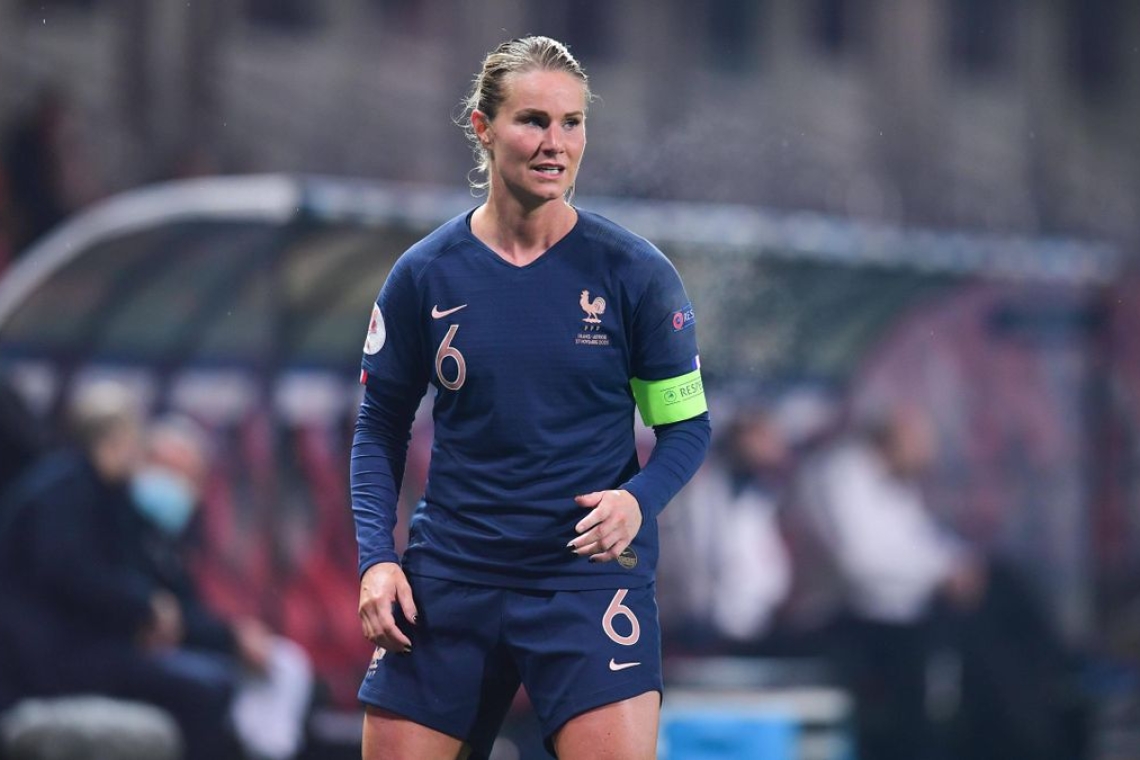 Équipe féminine de France : Amandine Henry fait son retour avec les Bleues