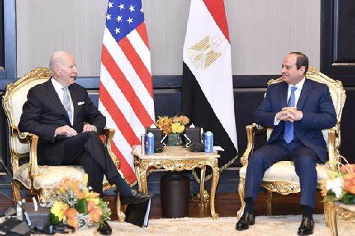 Égypte : Le sénateur américain Ben Cardin suspend l'aide militaire dans le pays