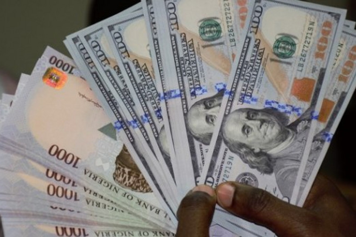 NIGERIA : LA PÉNURIE DE DOLLARS  AFFAIBLIE NAIRA  