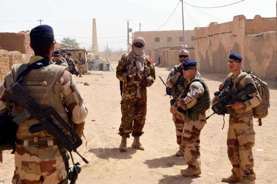 Début du retrait des soldats français du Niger