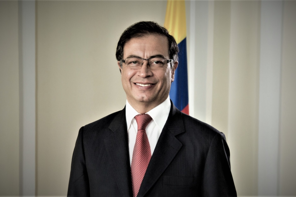 "Rencontre cruciale en Chine : un président colombien cherche à renforcer les liens économiques avec un partenaire clé"